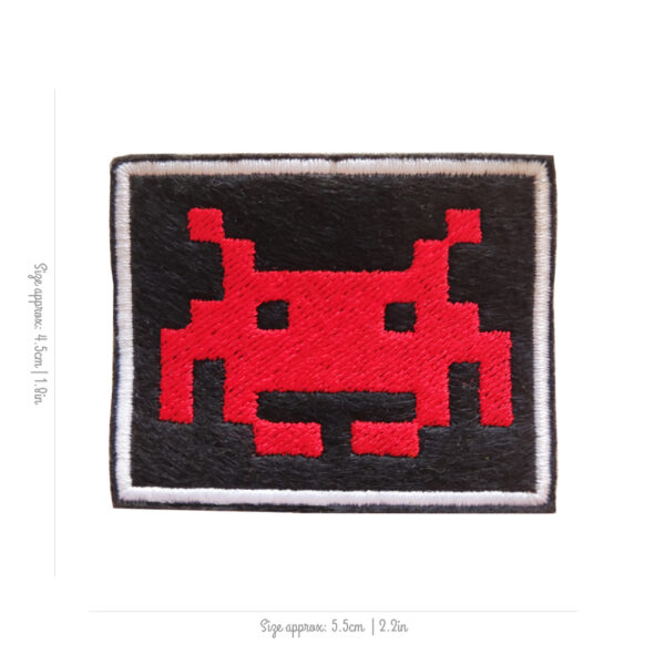 Bling Handmade, Space Invaders Patches, Space Invaders, Embroidered, Patch, Arcade, Iron-On, Taito, Arcade, Neo Geo, neogeo, Nintendo, Sega, Playstation, Atari, Jamma, Gaming, Videogame, Videogames, Pixel, Art, Patches, Embroidery, Bordados, Handmade, Emblems, Emblema, Applique, Pin, Badges, Uniform, Hat, Backpack, Clothing, Clothes, Velcro, Jackets, Gifts, Jeans