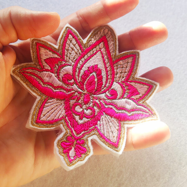 Bling! Handmade, Lotus Patch Flower, Lotus Patch, Flower, Nelumbo nucifera, Nelumbo, Mistic, Nature, Mandala, Symbol, Magic, Beauty, Patches, Embroidery, Bordados, Handmade, Emblems, Emblema, Applique, Pin, Badges, Uniform, Hat, Backpack, Clothing, Clothes, Velcro, Jackets, Gifts, Jeans