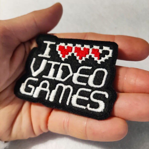 Bling! Handmade, I love videogames, I love videogames Patch, Arcade, Arcade Machine, Retro, Video Game, Game, Retro, Vintage, Neo Geo, neogeo, Nintendo, Sega, Playstation, Atari, Jamma, Gaming, Videogame, Videogames, Pixel, Art, Patches, Embroidery, Bordados, Handmade, Emblems, Emblema, Applique, Pin, Badges, Uniform, Hat, Backpack, Clothing, Clothes, Velcro, Jackets, Gifts, Jeans