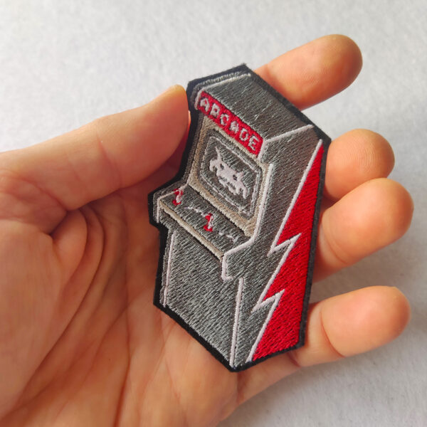 Bling! Handmade, Arcade Machine Patch, Arcade Machine, Videogame, Retro, Video Game, Game, Retro, Vintage, Neo Geo, neogeo, Nintendo, Sega, Playstation, Atari, Jamma, Gaming, Videogame, Videogames, Pixel, Art, Patches, Embroidery, Bordados, Handmade, Emblems, Emblema, Applique, Pin, Badges, Uniform, Hat, Backpack, Clothing, Clothes, Velcro, Jackets, Gifts, Jeans