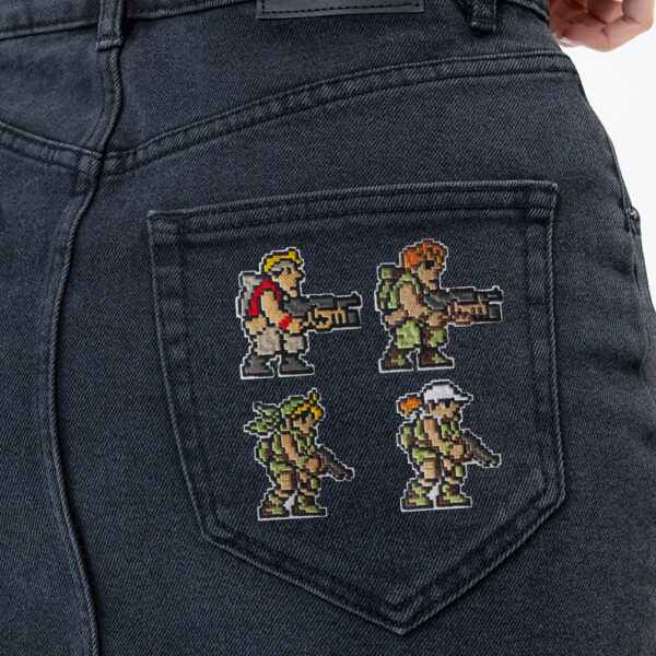 Bling Handmade, Patch, Metal Slug, Marco Rossi, Tarma Roving, Eri Kasamoto, Fio Germi, Arcade Game, Iron-On, Arcade, Neo Geo, neogeo, Nintendo, Sega, Playstation, Atari, Jamma, Gaming, Videogame, Videogames, Pixel, Art, Patches, Embroidery, Bordados, Handmade, Emblems, Emblema, Applique, Pin, Badges, Uniform, Hat, Backpack, Clothing, Clothes, Velcro, Jackets, Gifts, Jeans