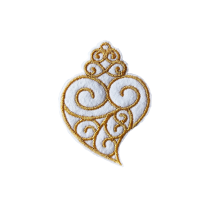 Bling Handmade, Viana Heart Patch, Portuguese Filigree, Coração de Viana Emblema, Filigrama, Portugal, Ouro, Porto, Lisboa, Lisbon, Camões, Saudade, Portugal, Tradition, Sardinha, Patches, Embroidery, Bordados, Handmade, Emblems, Emblema, Applique, Pin, Badges, Uniform, Hat, Backpack, Clothing, Clothes, Velcro, Jackets, Gifts, Jeans